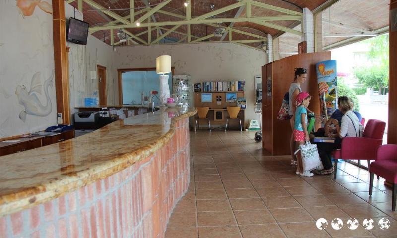 Voramar Cambrils Hotel Exterior photo